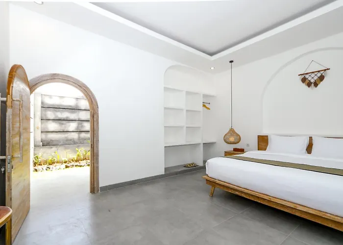 Pradnya Villa *